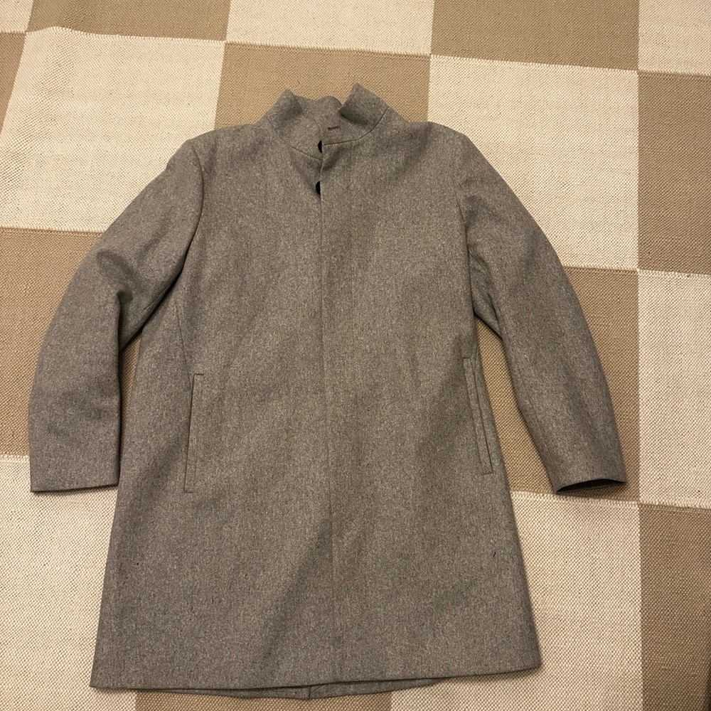 Theory Peacoat - never worn. XXL